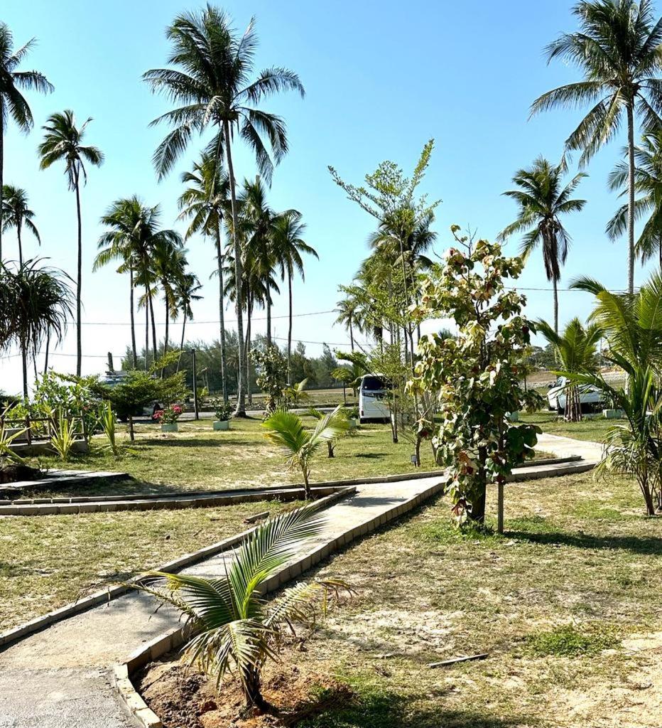 The Skepeng Apartment Kampung Penarik Exterior photo